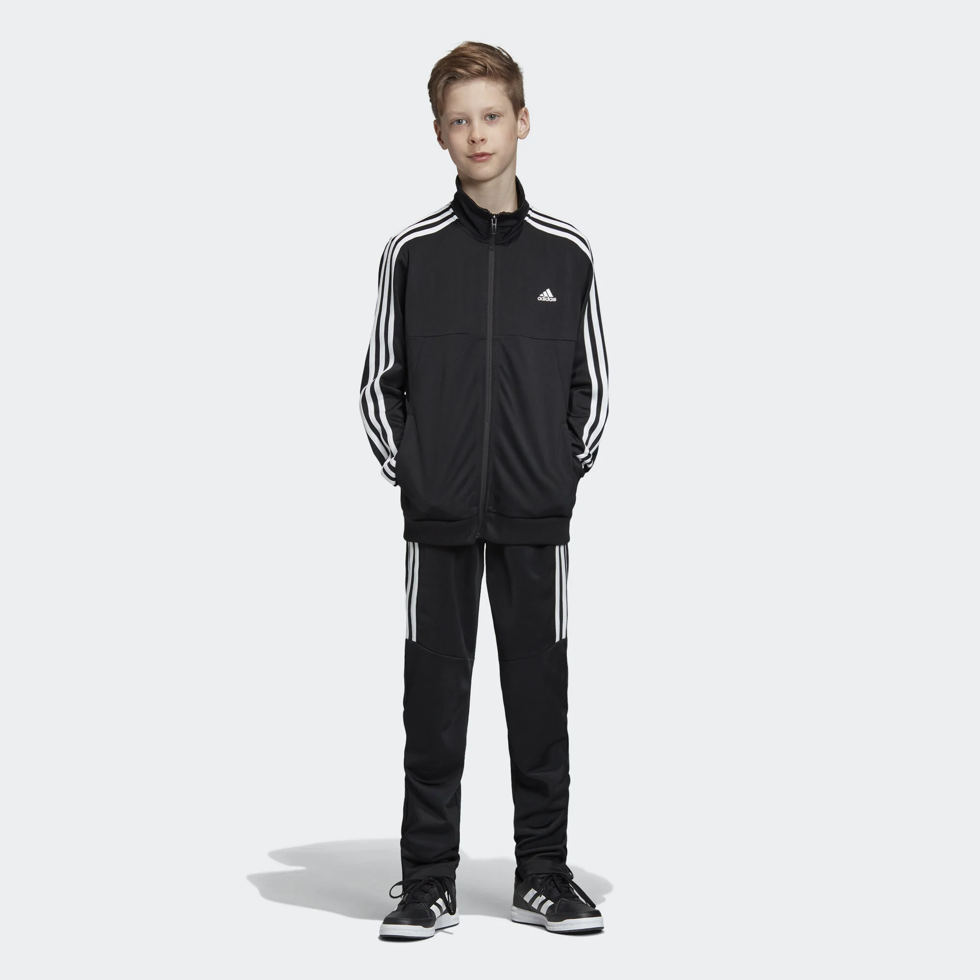 Спортивный костюм Adidas Tiro за 4331 ₽ купить в интернет-магазине  KazanExpress