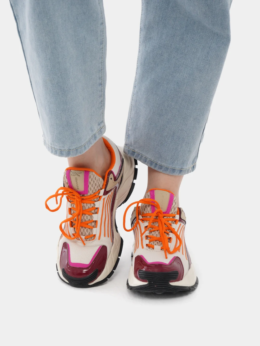 Кроссовки женские Reebok Dmx series 3000 за 5512 ₽ купить в  интернет-магазине KazanExpress