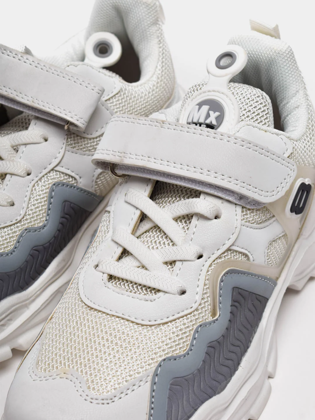 Кроссовки детские