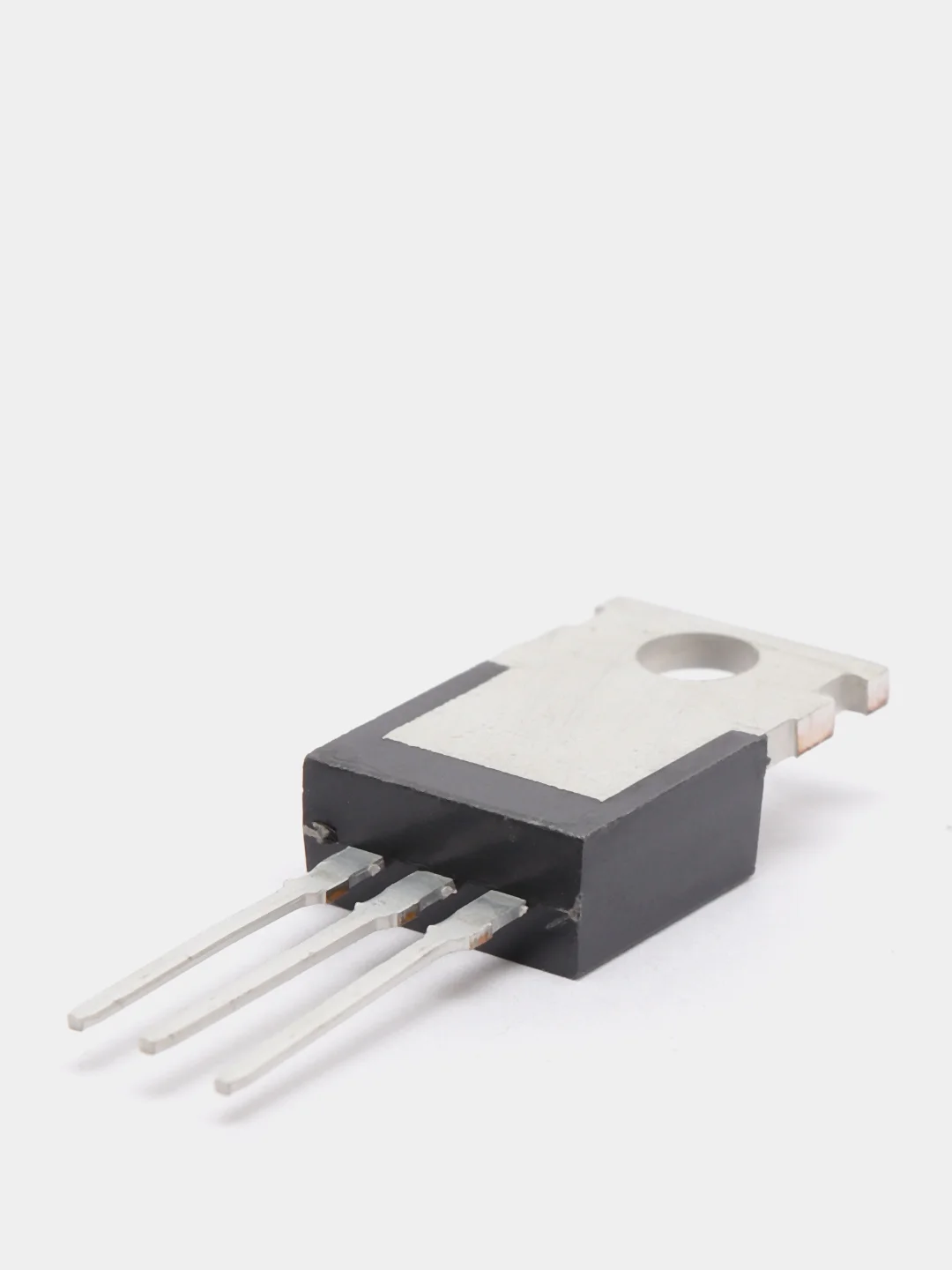 Транзистор MJE13005 (NPN 400V 4A 75W) TO-220AB за 55 ? купить в ...