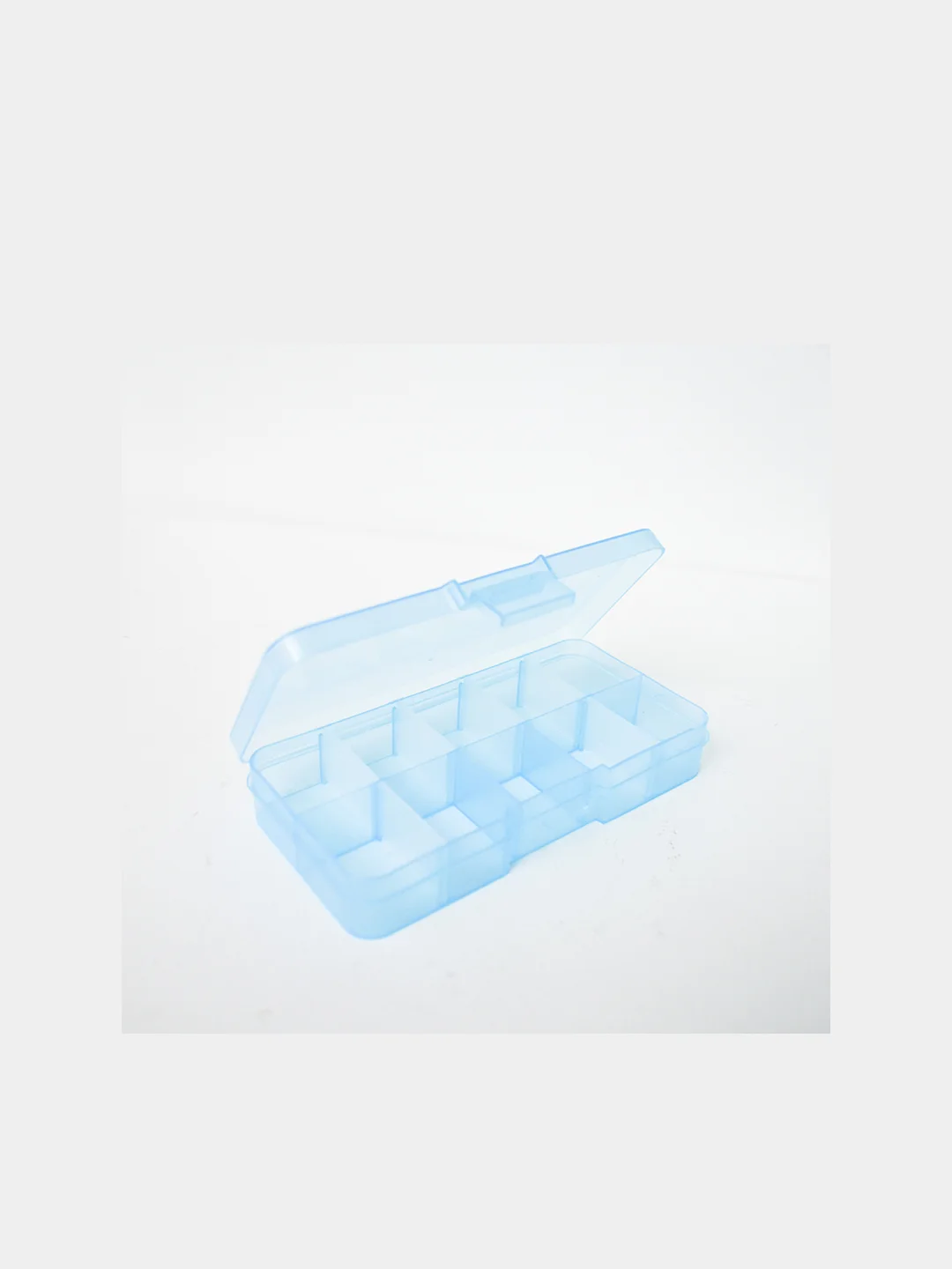 Контейнер, органайзер с ячейками для мелочей и бисера