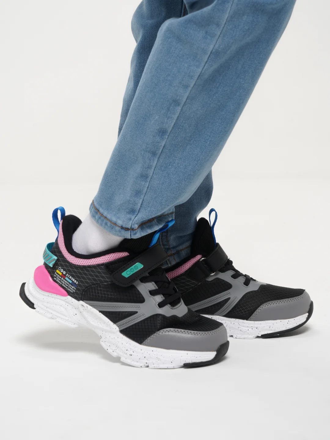 Кроссовки для девочки, Strobbs