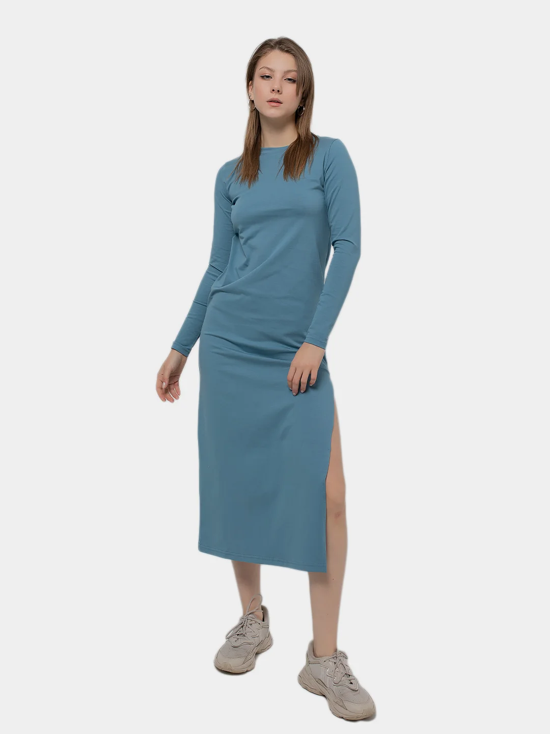 Платье с разрезом