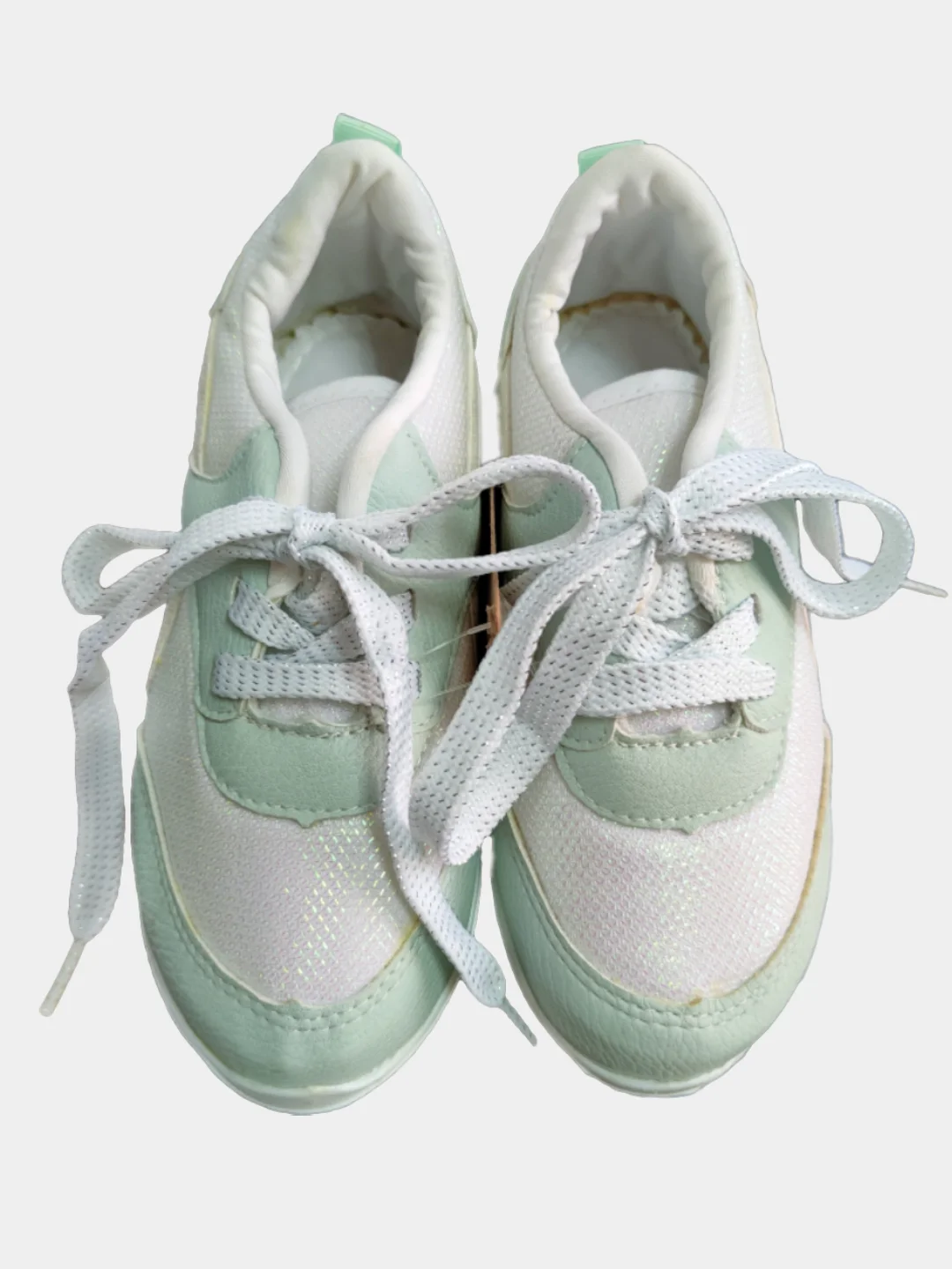 Кроссовки для девочек