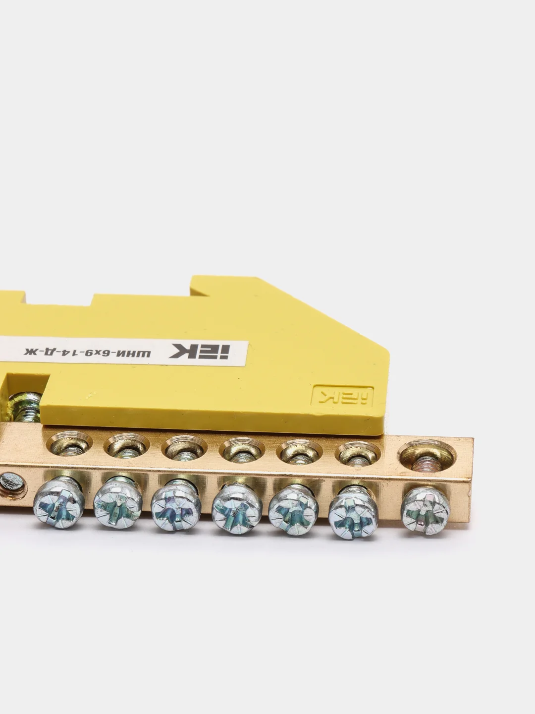 Шина на DIN - рейку ШНИ 6х9-14-Д-Ж за 207 ₽ купить в интернет-магазине ...