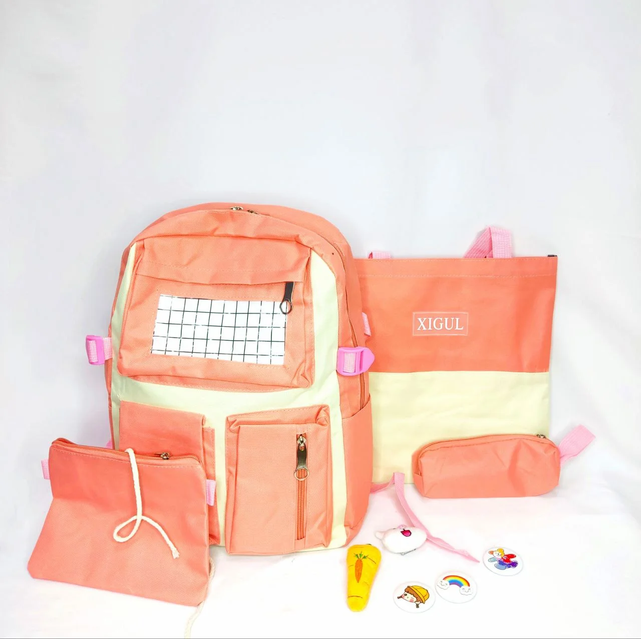 Рюкзак женский 4 в 1, в комплекте значки за 1199 ₽ купить в интернет ...