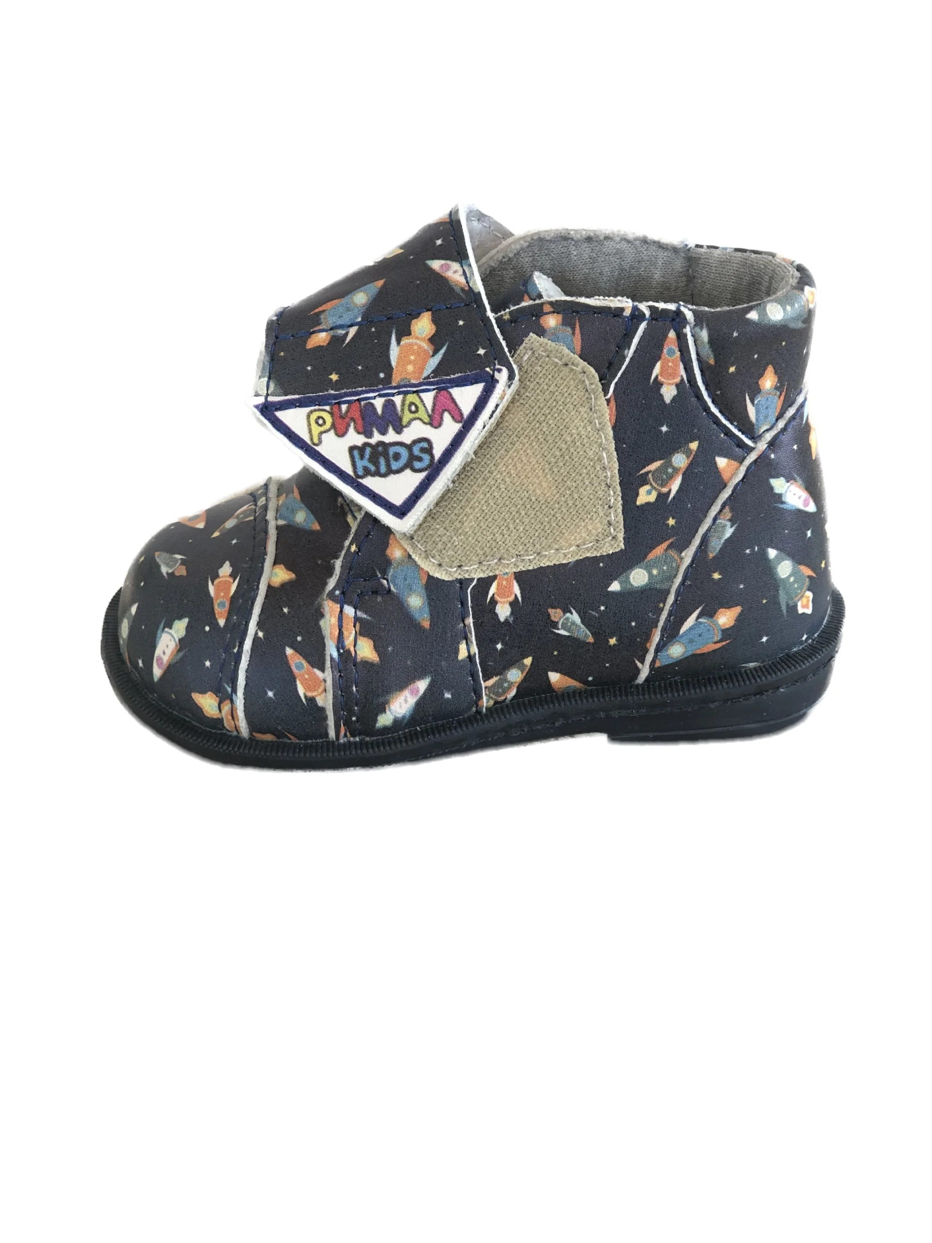 Ботинки ясельные