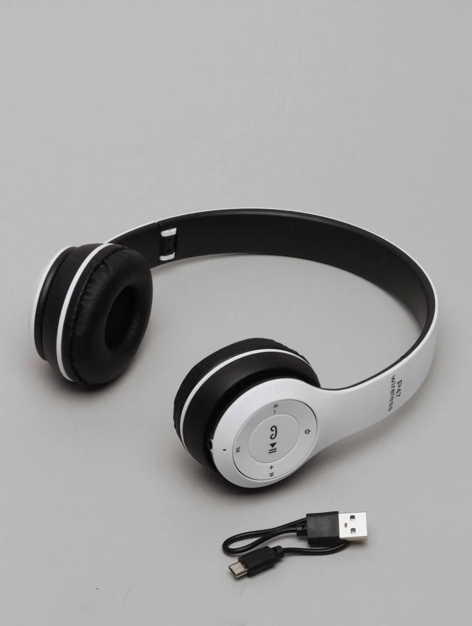 Беспроводные блютуз наушники p47 wireless. P47 wireless наушники 5. P47 wireless. P47 wireless kulaklik 4. Наушники wireless p47 bluetooth.