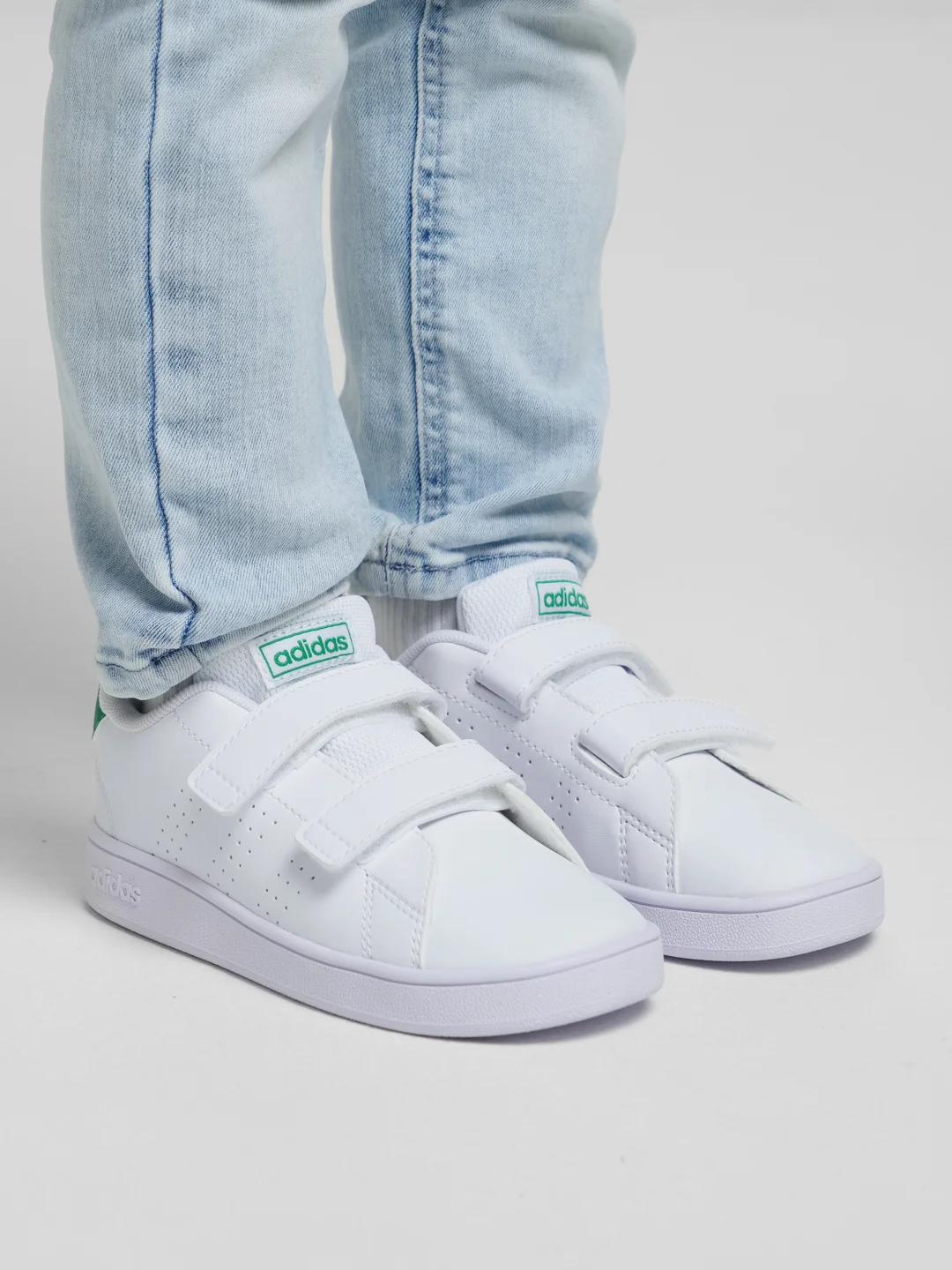 Кроссовки детские Adidas Advantage купить по цене 2426 ₽ в интернет ...