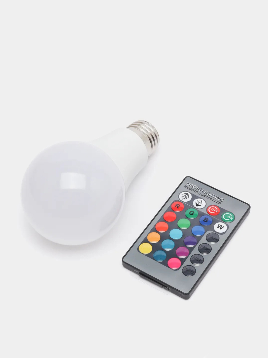 Разноцветная светодиодная лампочка RGBW с пультом ДУ за 399 ₽  в .