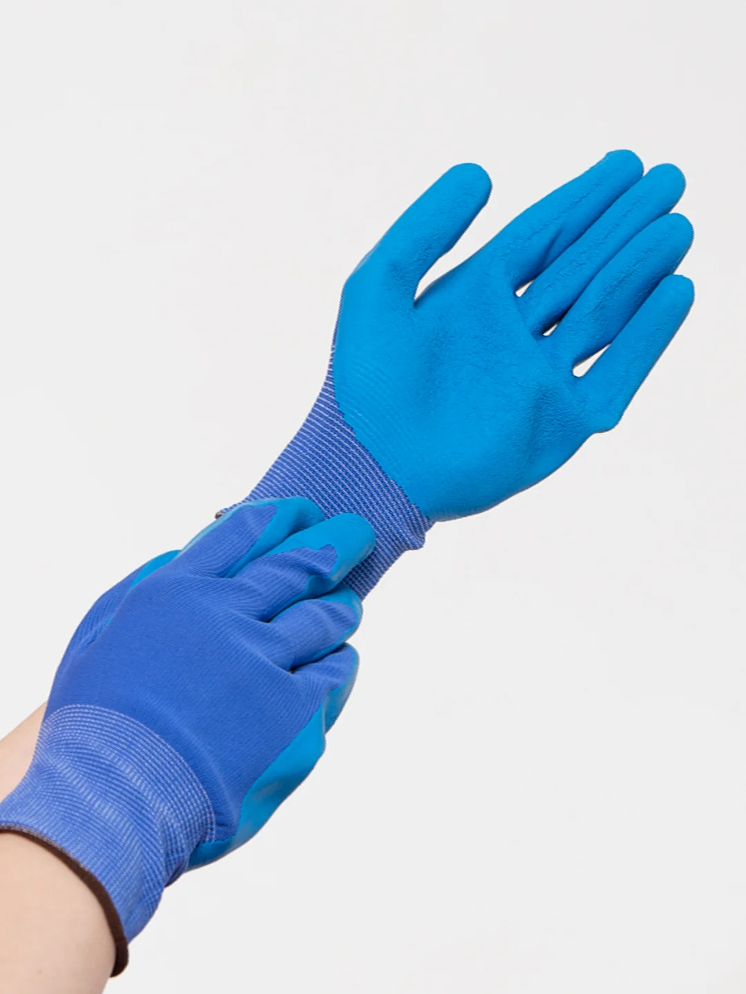 Перчатки нейлоновые, с рифленым покрытием