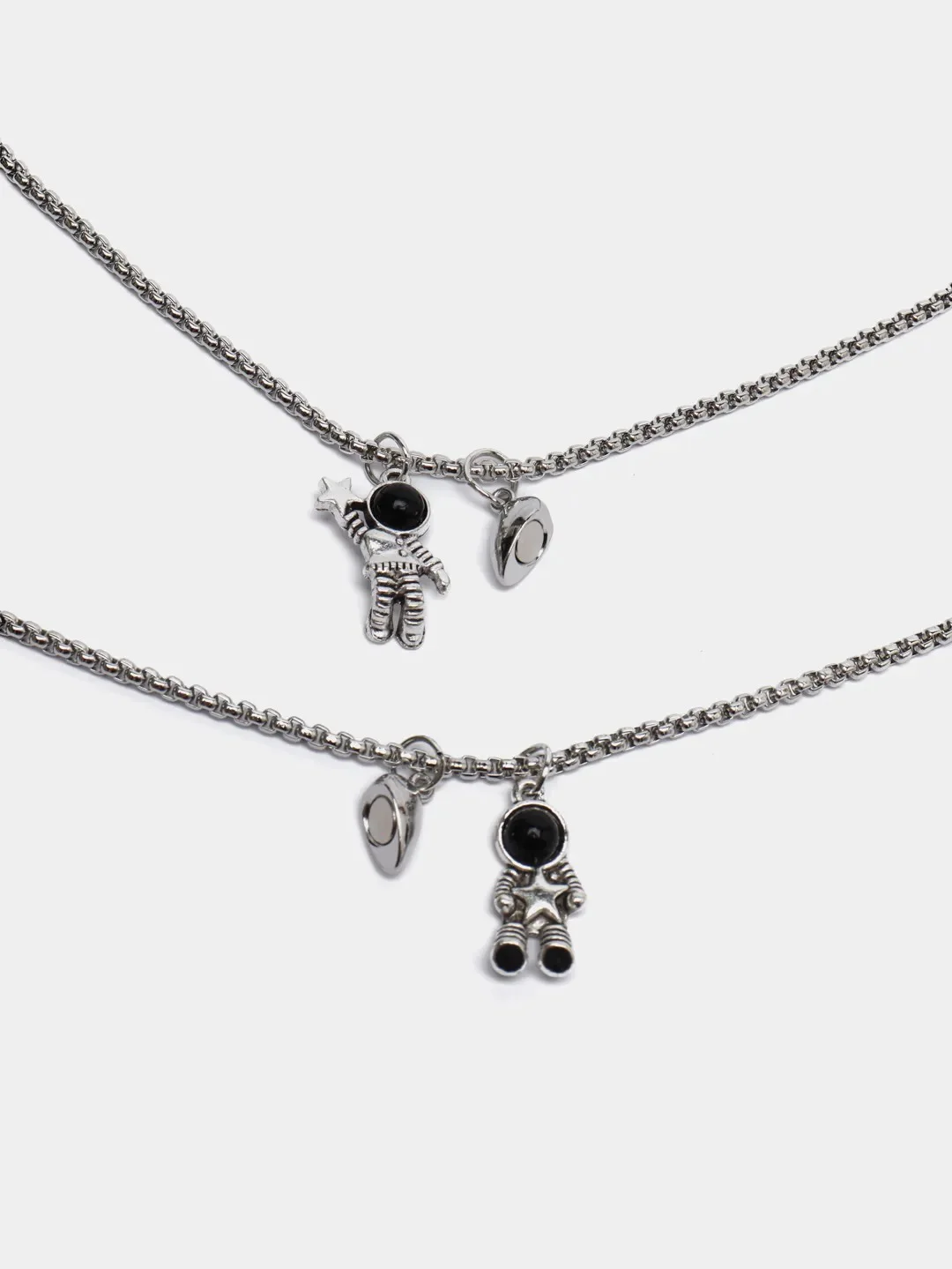 Парные цепочки на шею с магнитами Космонавты для подруг, влюбленных, с ...