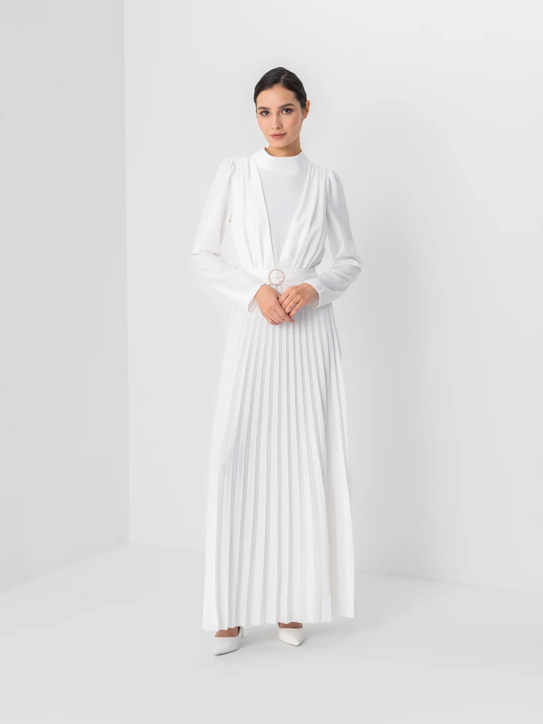 Платье женское макси длинное мусульманское на никах нарядное белое ...