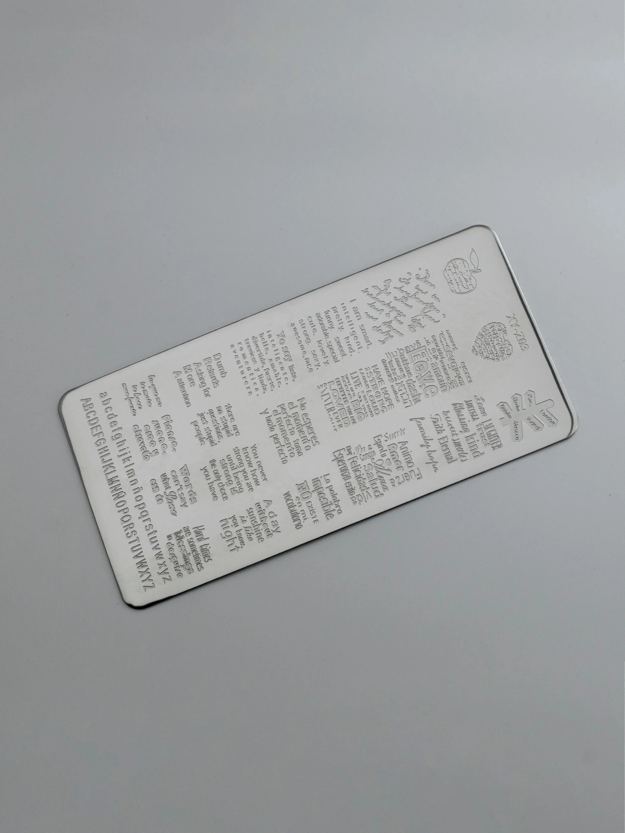 Момоко геншин импакт. Xyz school. Seventy логотип. Оризия геншин импакт. Logotype of the world.