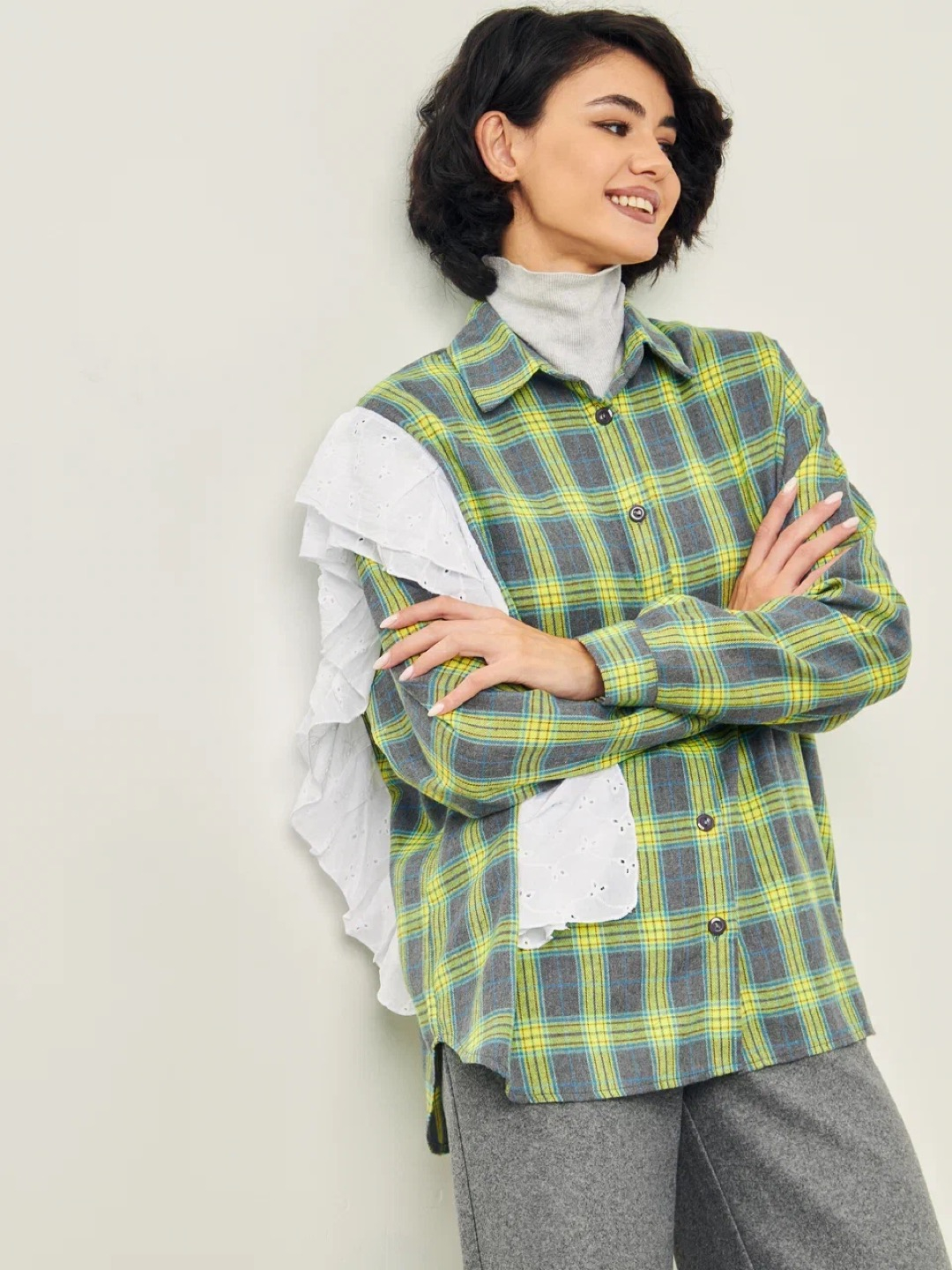 Рубашка женская в клетку с длинным рукавом с воланом купить по цене 1500 ₽в интернет-магазине KazanExpress