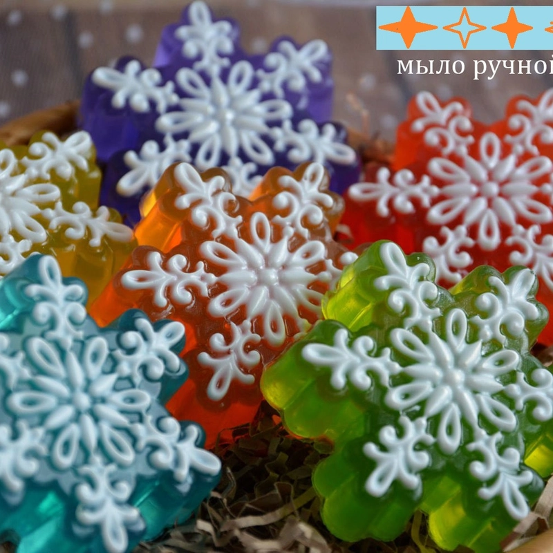 Сувенирное мыло ручной работы "Снежинка ажурная". В Новогодней упаковке ...