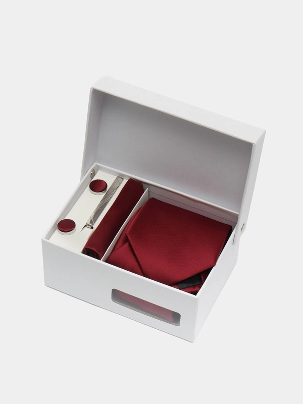 Подарочный набор: шелковый мужской галстук, запонки, зажим для галстука ...